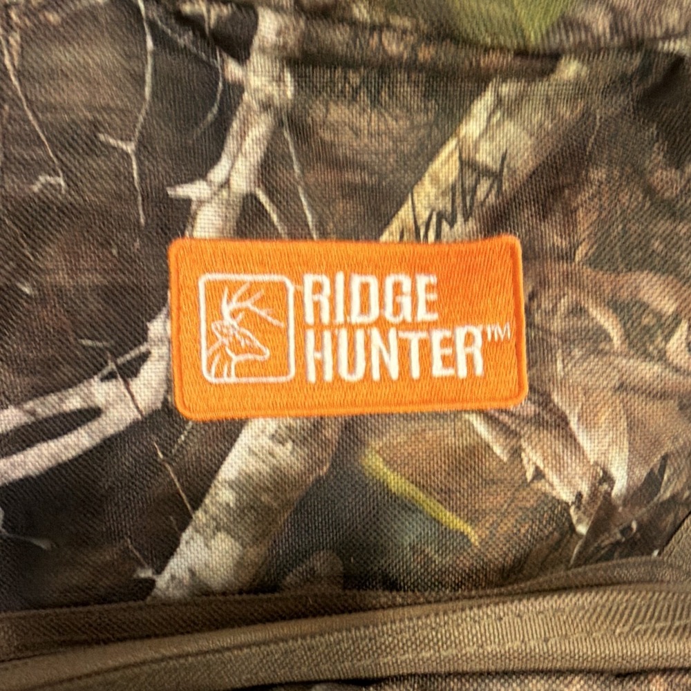 Ridge Hunter Cabela's Camouflage Backpack Padded Straps Pockets Mesh Pouch EUC - Picture 2 of 4